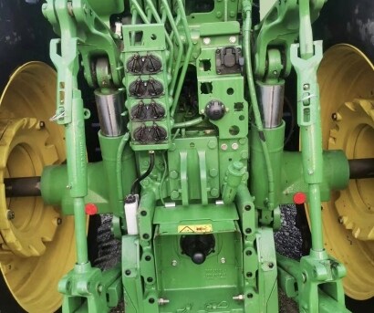 約翰迪爾7M-2204拖拉機(jī)