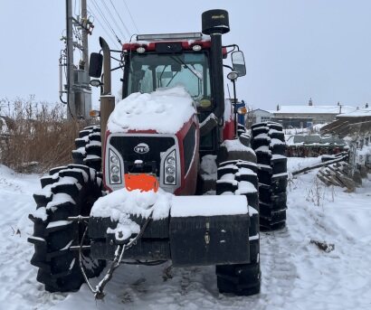 东方红LX2404D轮式拖拉机