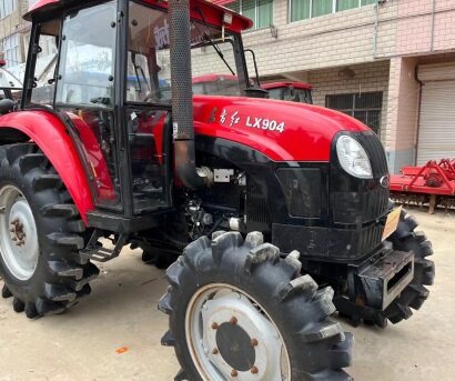 东方红LX904轮式拖拉机
