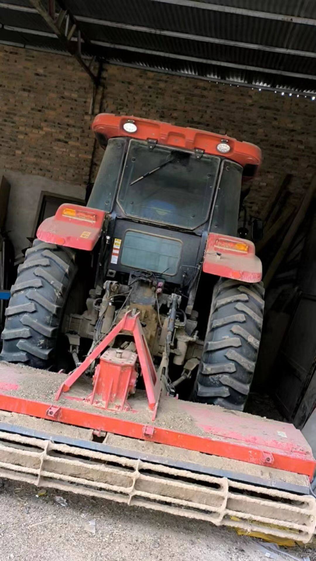 东方红LN2004轮式拖拉机