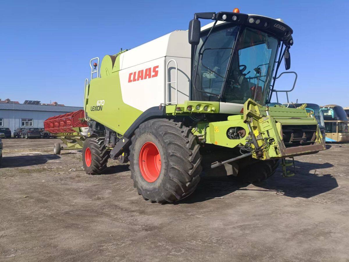 CLAAS（科乐收）LEXION 670 联合收割机