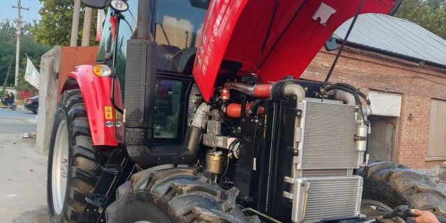 东方红LX1604轮式拖拉机
