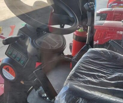 洛阳福格森4YZ-6G玉米收割机