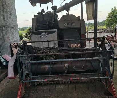 久保田PRO688Q收割機