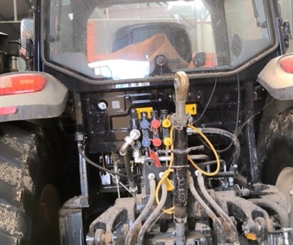 福田雷沃M2004拖拉机