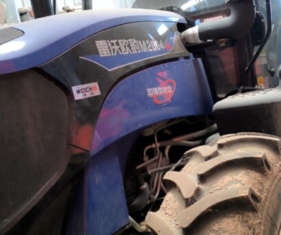 福田雷沃M2004拖拉机