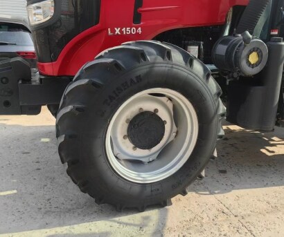 東方紅LX1504拖拉機