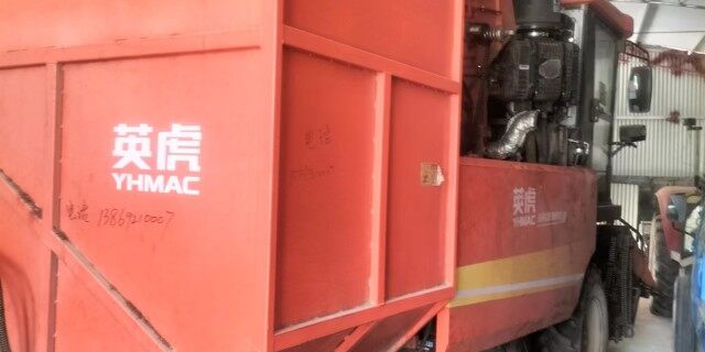英虎3行玉米收割机