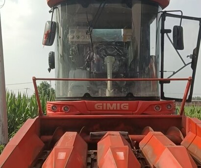 巨明4YZP-4M(688)自走式玉米收獲機