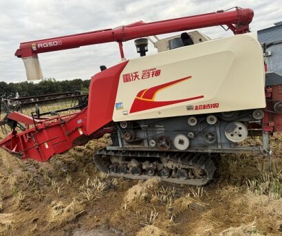雷沃谷神RG50收獲機