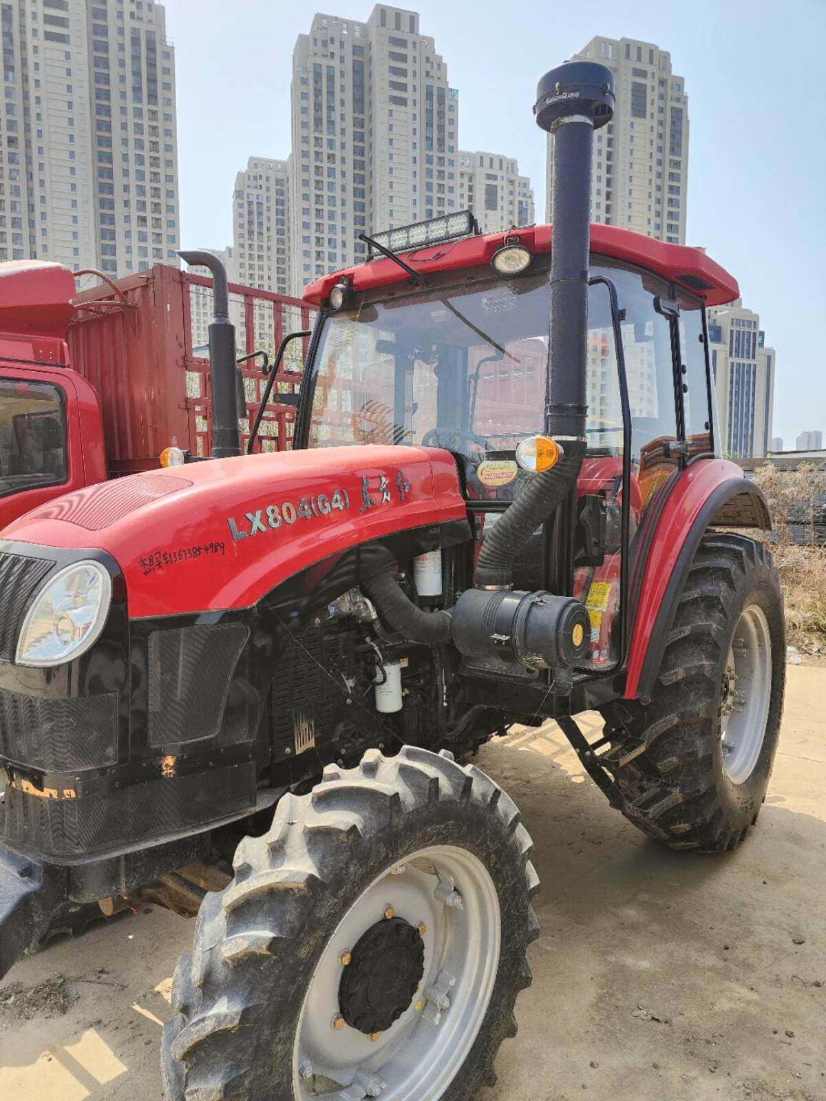 东方红LX804（G4）拖拉机