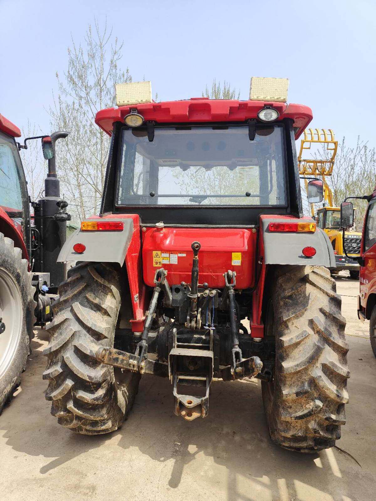 东方红LX804（G4）拖拉机