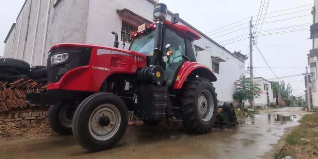 东方红LX1600拖拉机