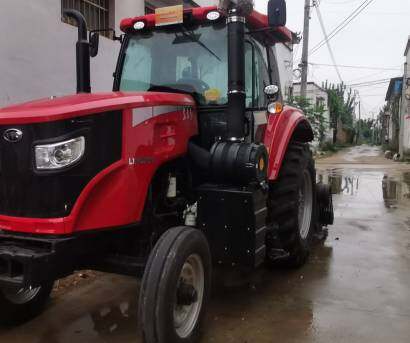 東方紅LX1600拖拉機(jī)