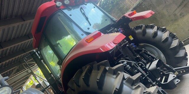 东方红LX1504拖拉机