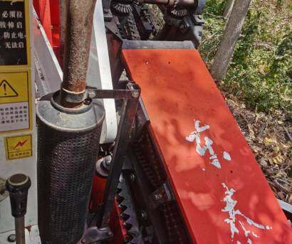 東泰花生收獲機(jī)