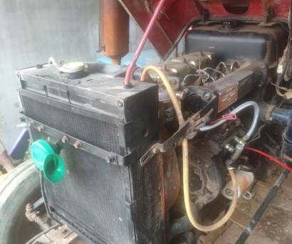 東方紅MF400拖拉機