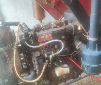 東方紅MF400拖拉機