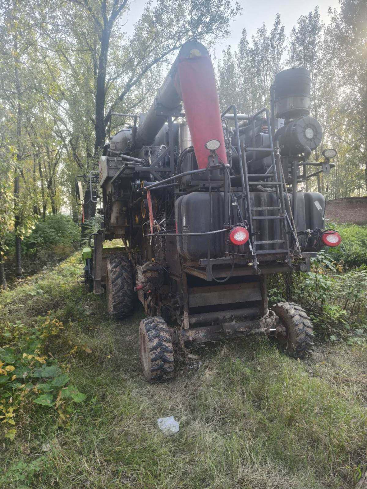 中联重科谷王TK100MAX纵轴流谷物联合收割机