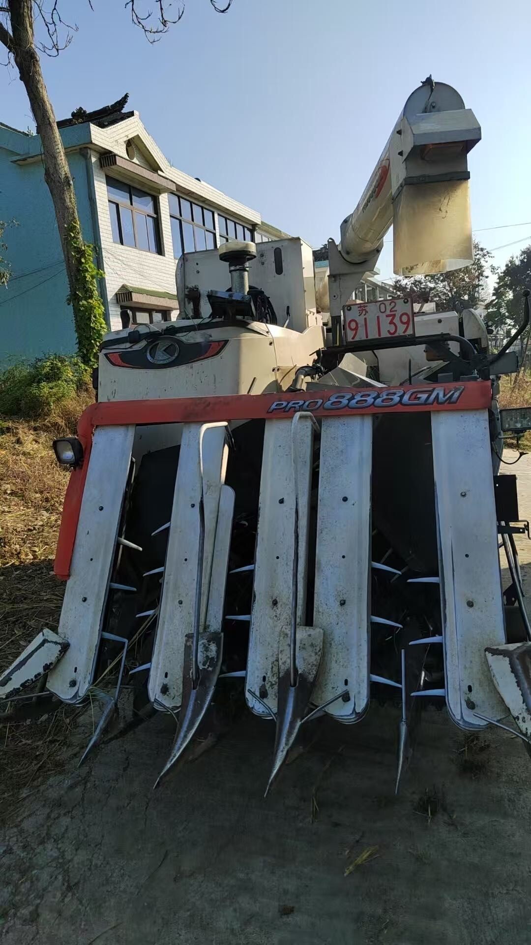 久保田4LBZ-172B(PRO888GM)半喂入履带式收割机