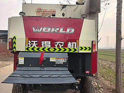 沃得Z175轮式纵轴流收获机