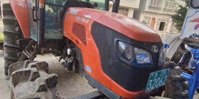 久保田M954KQ拖拉机