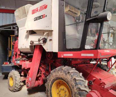 雷沃谷神GE80SH小麦收割机