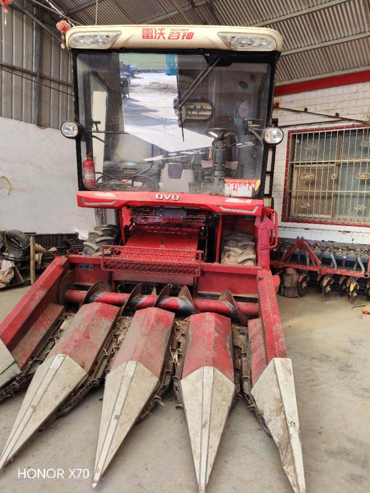 雷沃谷神GE80SH小麦收割机