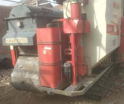 雷沃RG60履带收割机