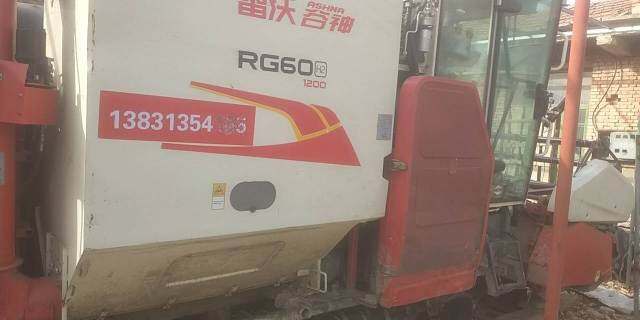 雷沃RG60履带收割机