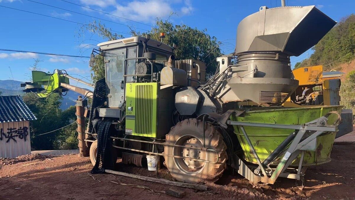 中联重科AC60a轮式甘蔗收获机