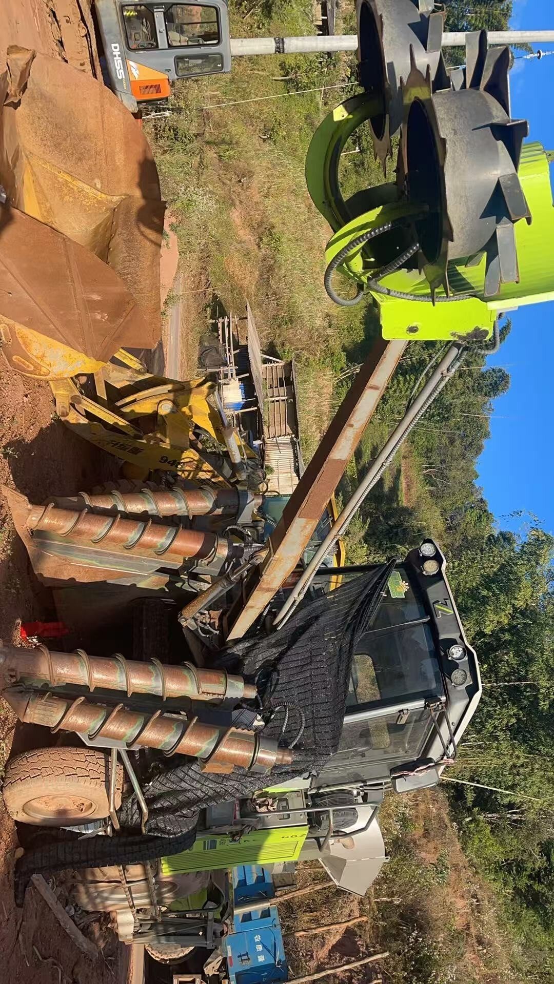 中联重科AC60a轮式甘蔗收获机