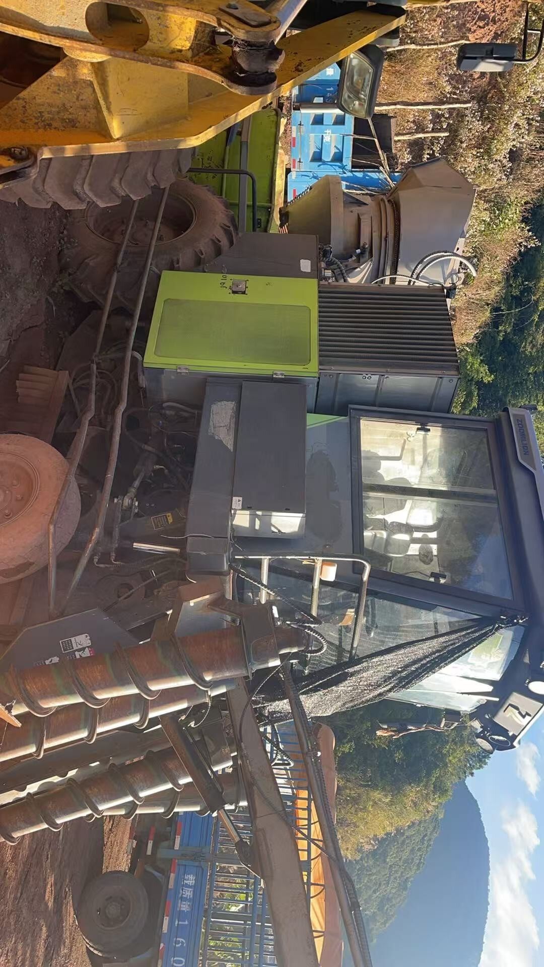 中联重科AC60a轮式甘蔗收获机