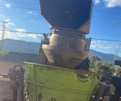 中联重科AC60a轮式甘蔗收获机