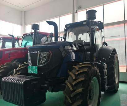 雷沃欧豹MW2304-6(G4)拖拉机