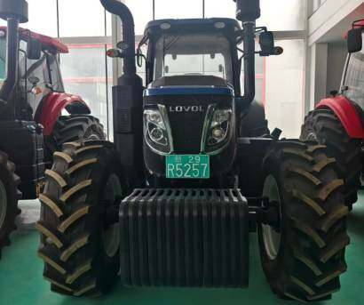 雷沃欧豹MW2304-6(G4)拖拉机