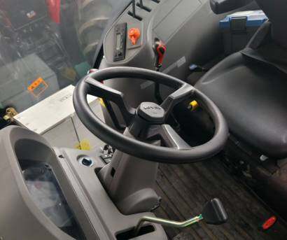 雷沃欧豹MW2304-6(G4)拖拉机