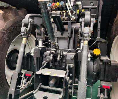 雷沃欧豹MW2304-6(G4)拖拉机