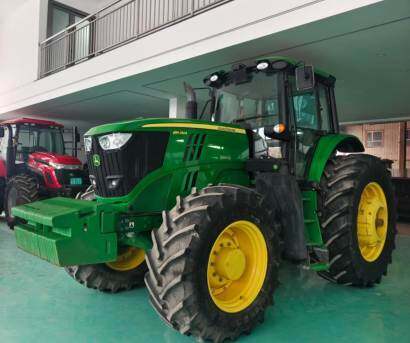 约翰迪尔6M-2104拖拉机