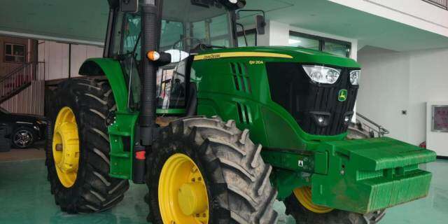 约翰迪尔6M-2104拖拉机