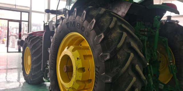 约翰迪尔6M-2104拖拉机