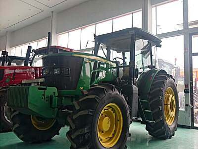 约翰迪尔6B-1404拖拉机