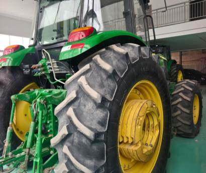 约翰迪尔6B-1404拖拉机