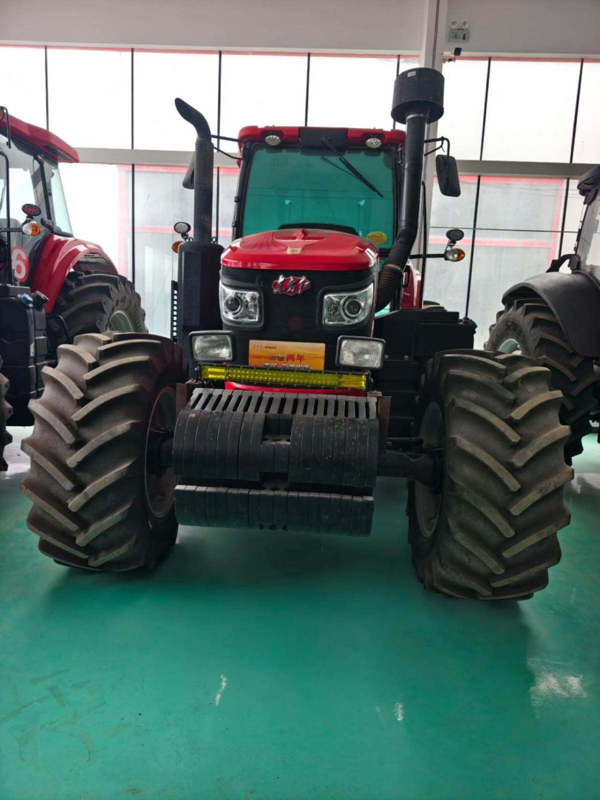 东方红LXA2304-1拖拉机