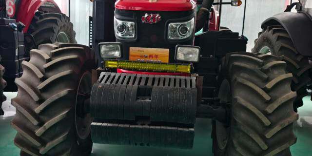 东方红LXA2304-1拖拉机