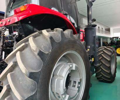 东方红LXA2304-1拖拉机