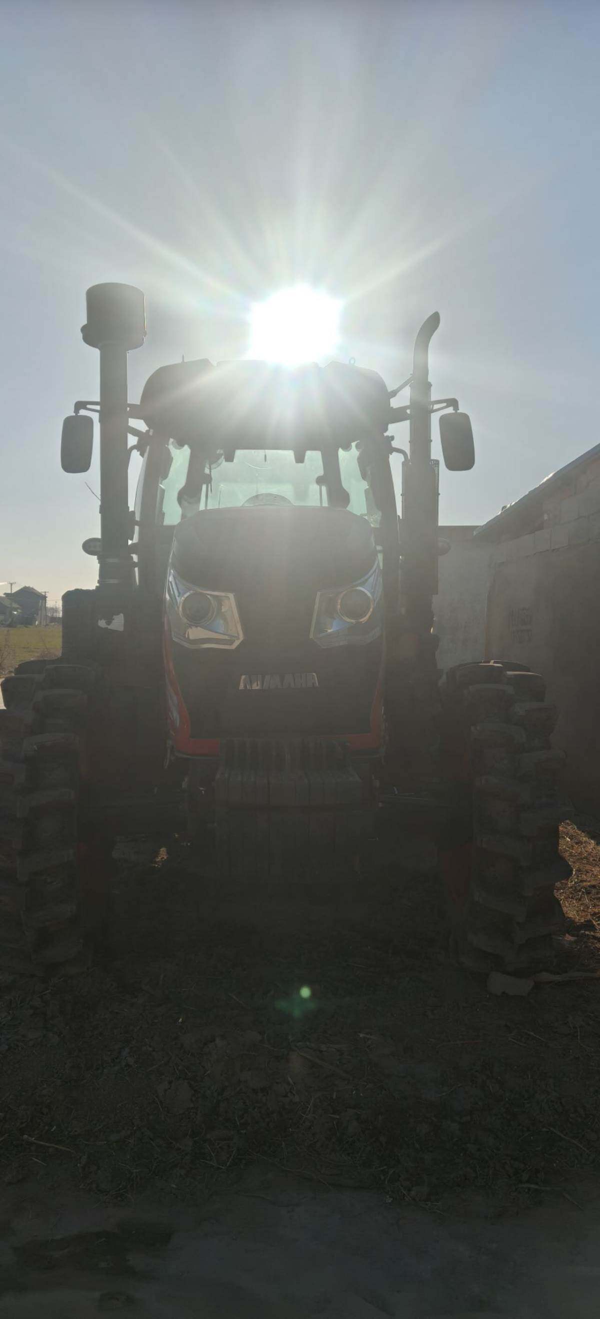 萨丁SD1604拖拉机