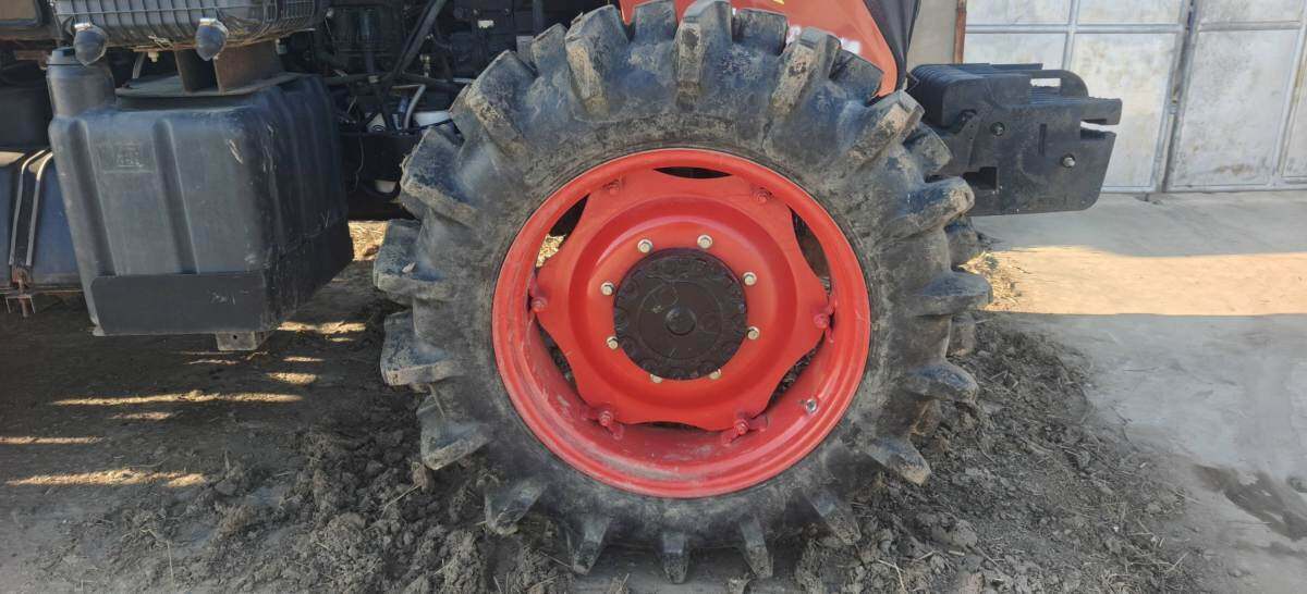 萨丁SD1604拖拉机