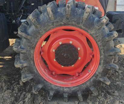 萨丁SD1604拖拉机