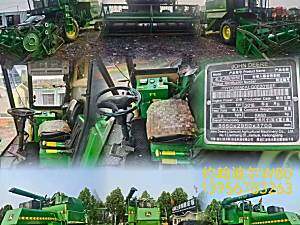 约翰迪尔W80收割机